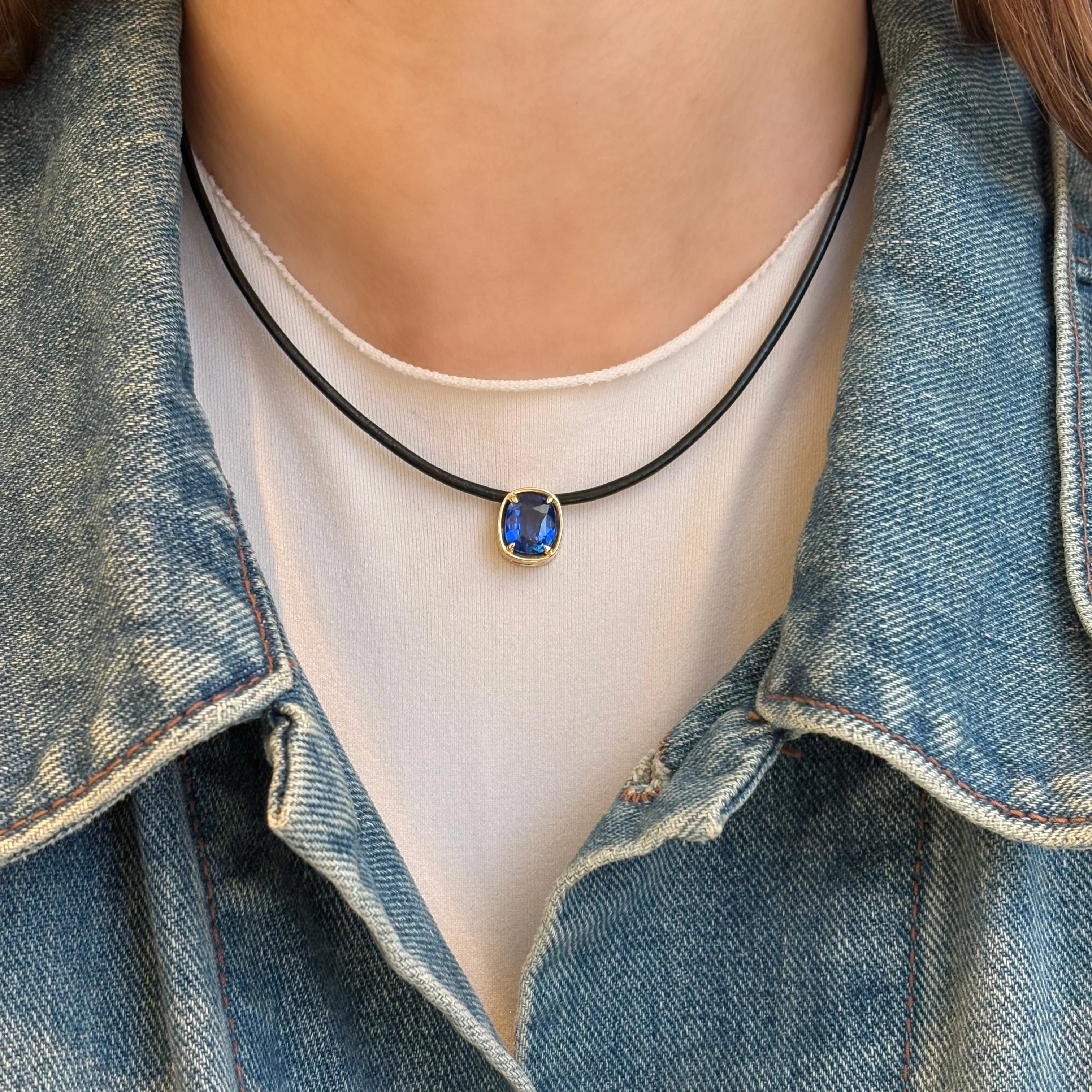 Margot Blue Sapphire Cushion Cut Necklace - Image 3