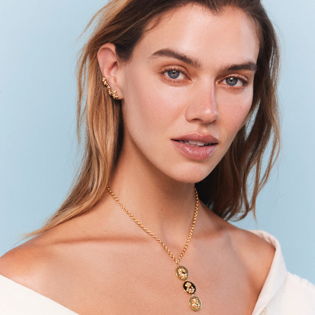 Token Wise Monkey Medallion Drop Necklace - Image 3