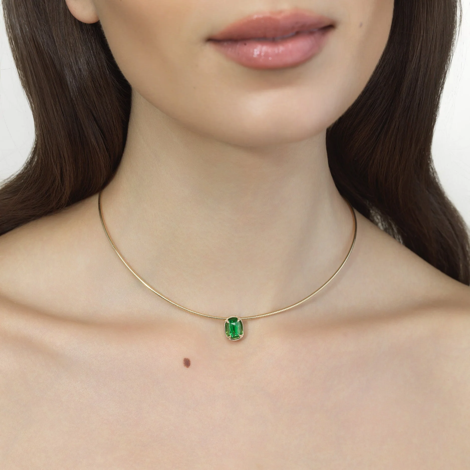 Margot Tsavorite Cushion Cut On Omega Chain Necklace - Image 3