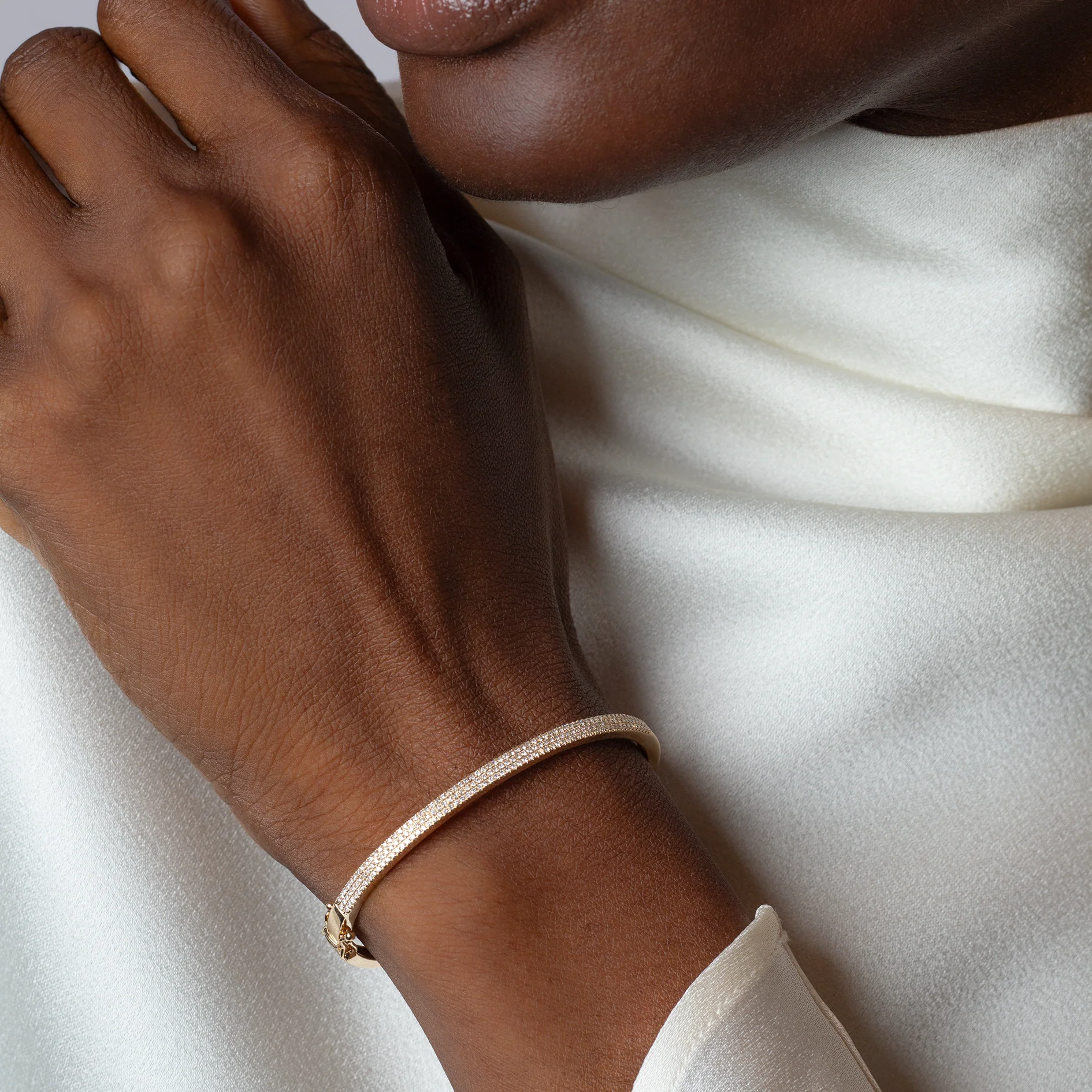 Ivy Pave Bangle - Image 3
